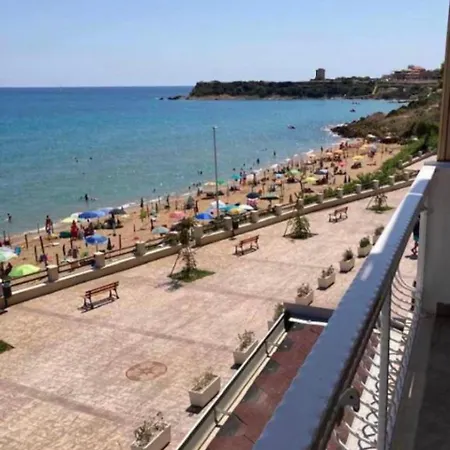 Bed & Breakfast Florida Sul Mare Via Faro 30 *