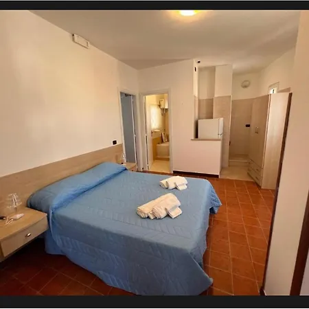Florida Sul Mare Via Faro 30 Bed & Breakfast *